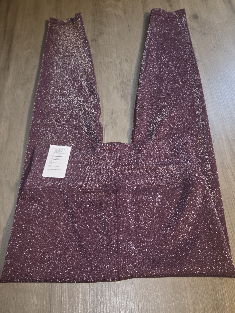 PINK Victoria's Secret Sparkle Wine Metallic Leggings - Picture 4 of 6